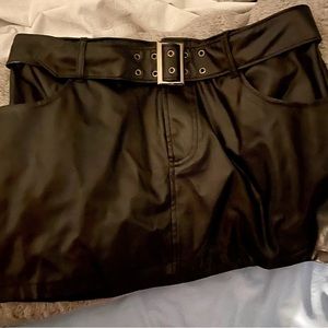 L.A. Hearts BLACK Leather Mini Skirt size L